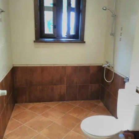 Starata Furna Casa de hóspedes Lopyan
